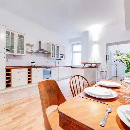 Apartament Grand Central Vachova Apartment *